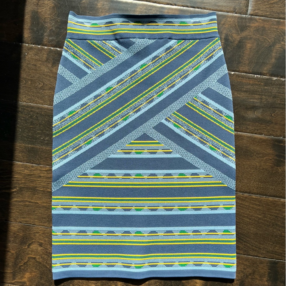 BCBG Max Mara pencil Skirt Size S